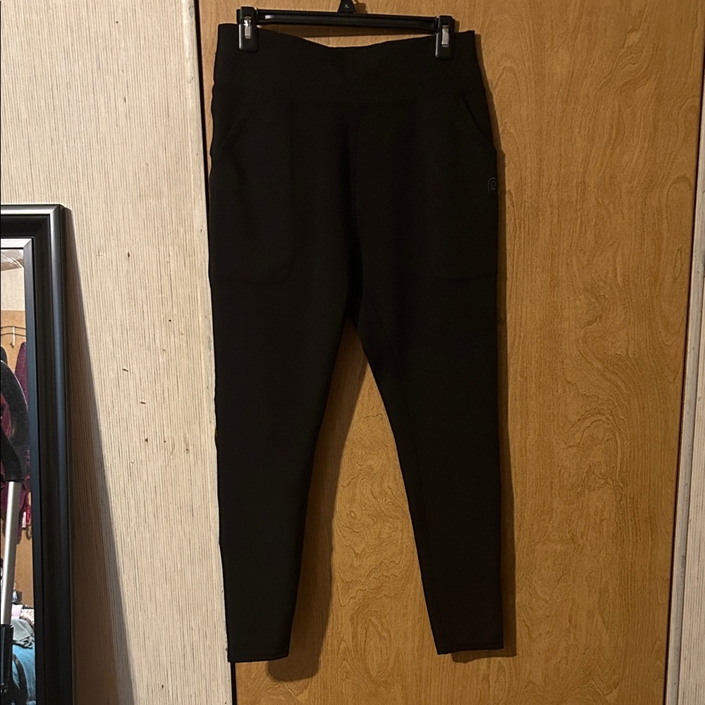 POP Fit Black Leggings with Front Pockets